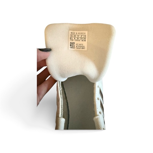 Adidas White and Rose Gold Sneakers - Picture 5 of 5